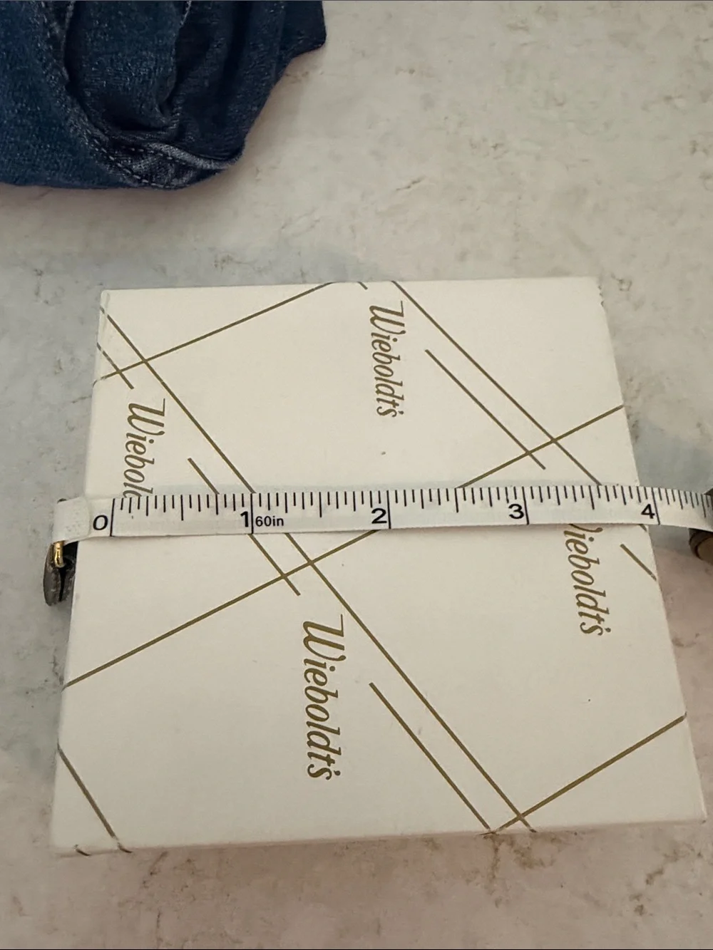 White and Gold Decorative Gift Box